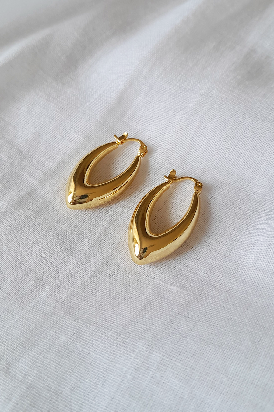 Elle hoops