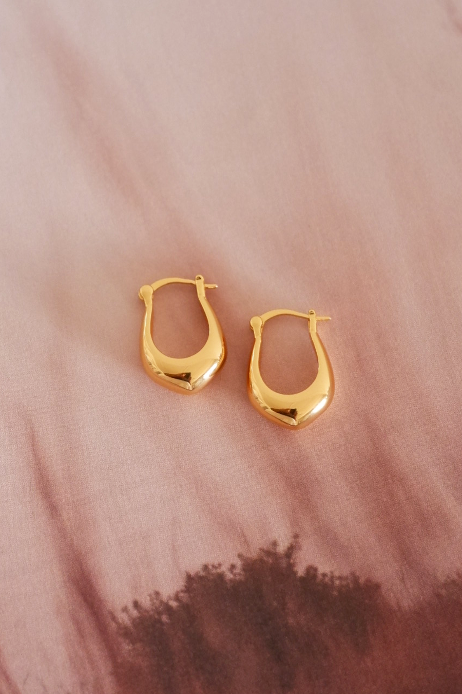 Hanah hoops