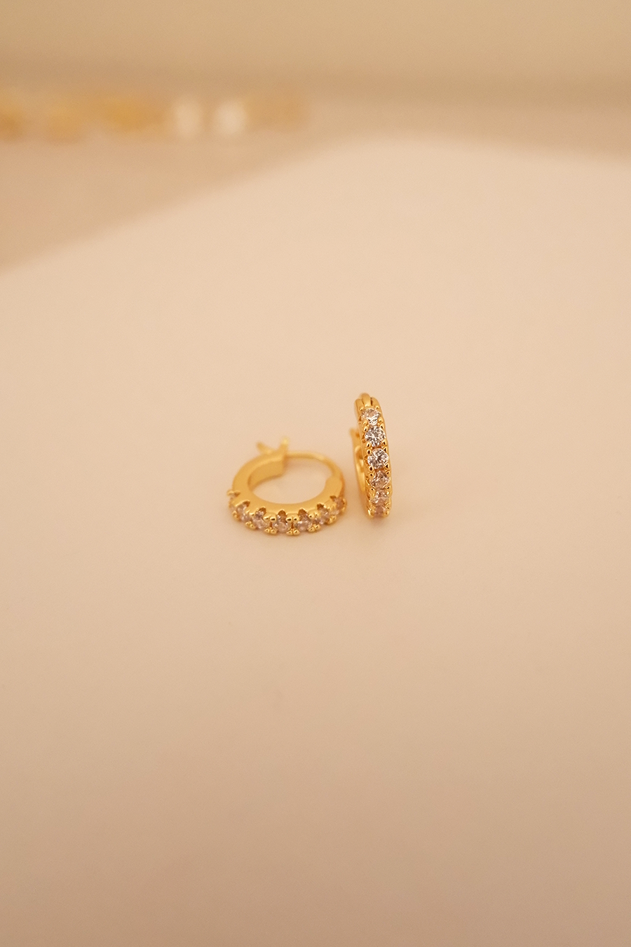 Chloe hoops