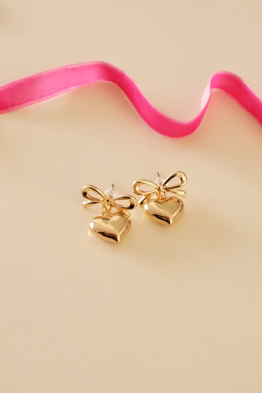 Beau heart studs